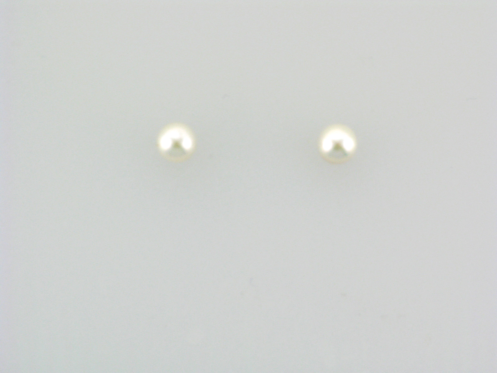 5mm Cultured Pearl Earring